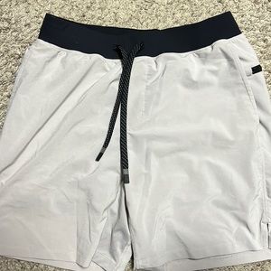 Fabletics fundamental shorts